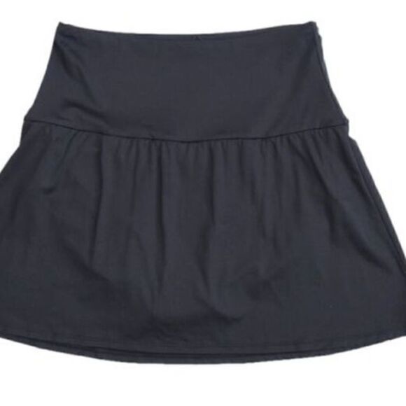 Coco Reef Ultra Soar Swim Skort Misses
High waist Castle Black swimwear,… - Picture 8 of 11